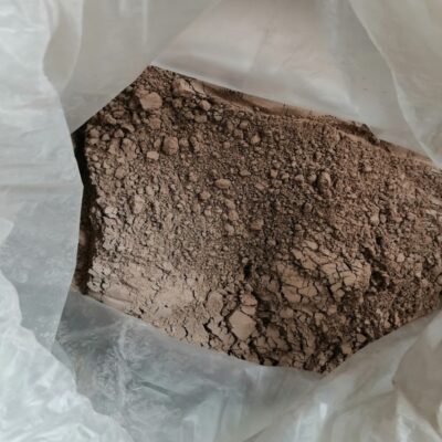 Refractory clay